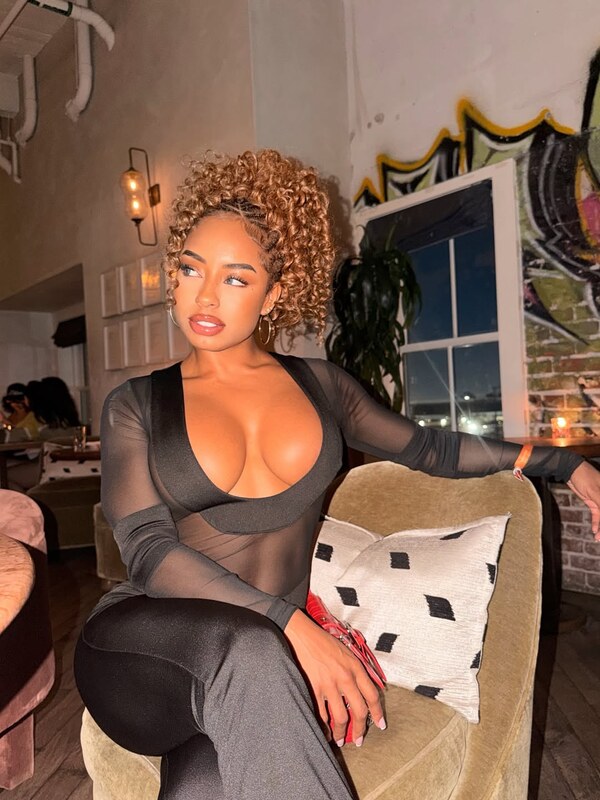 Qimmah Russo nude photo 4