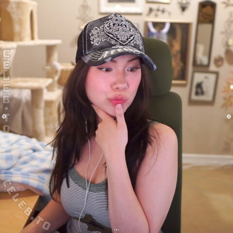 QuarterJade nude photo 2