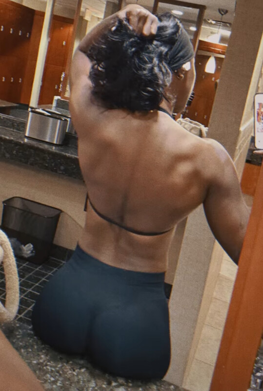 Queen Aminata nude photo 2