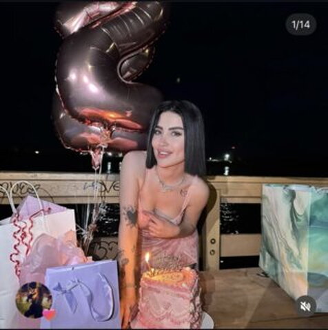 Queen Naya tango nude photo 2