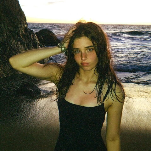Quinn Frazier nude photo 4