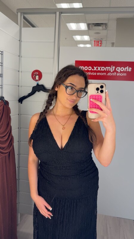 qveenjulia nude photo 28