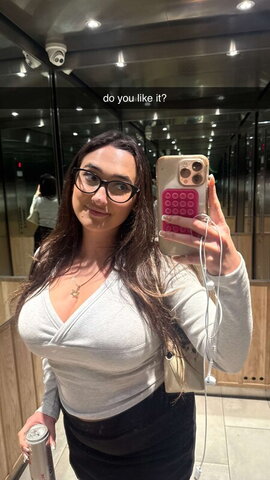 qveenjulia nude photo 21