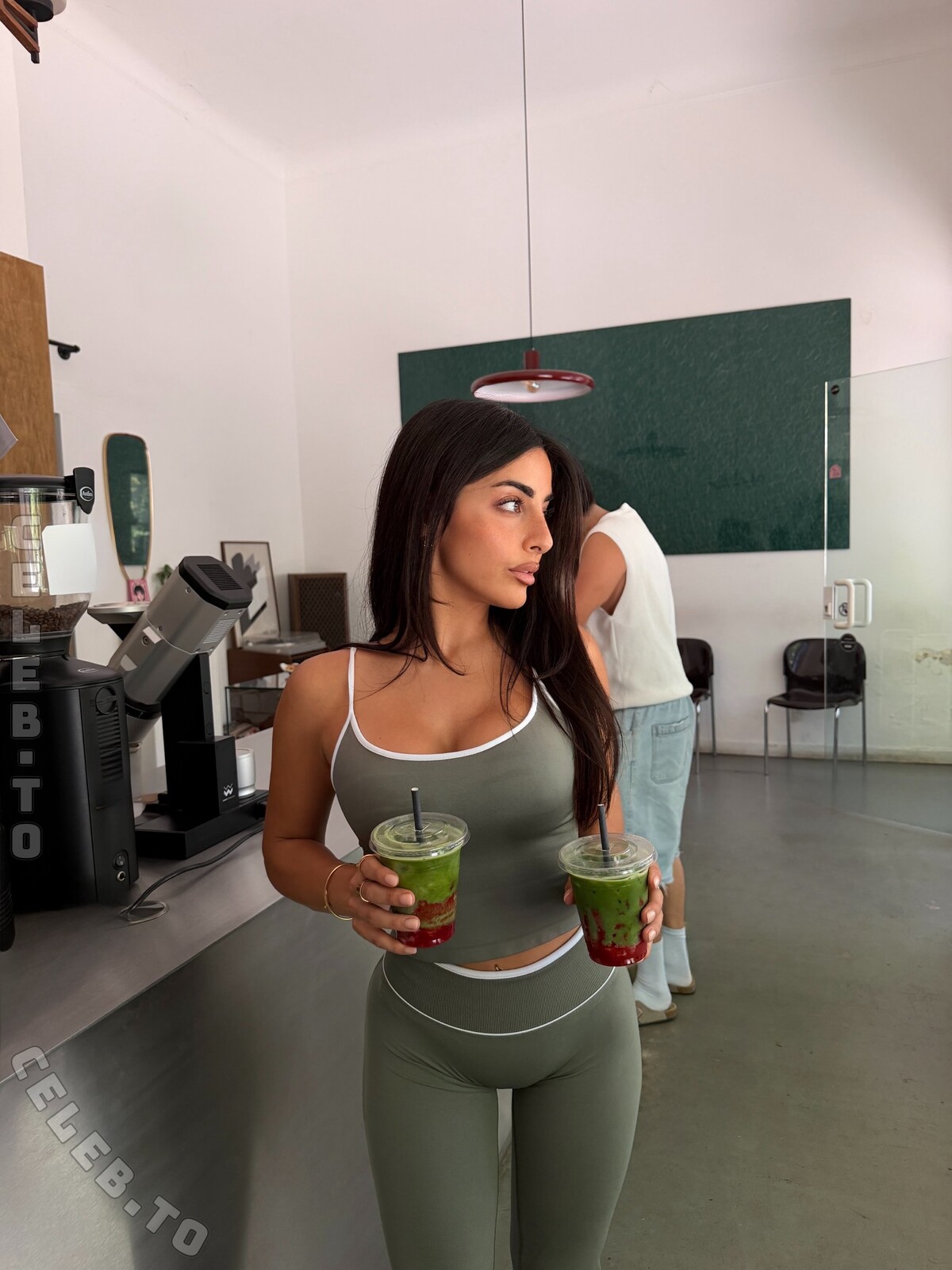 Rabiosa nude photo 15