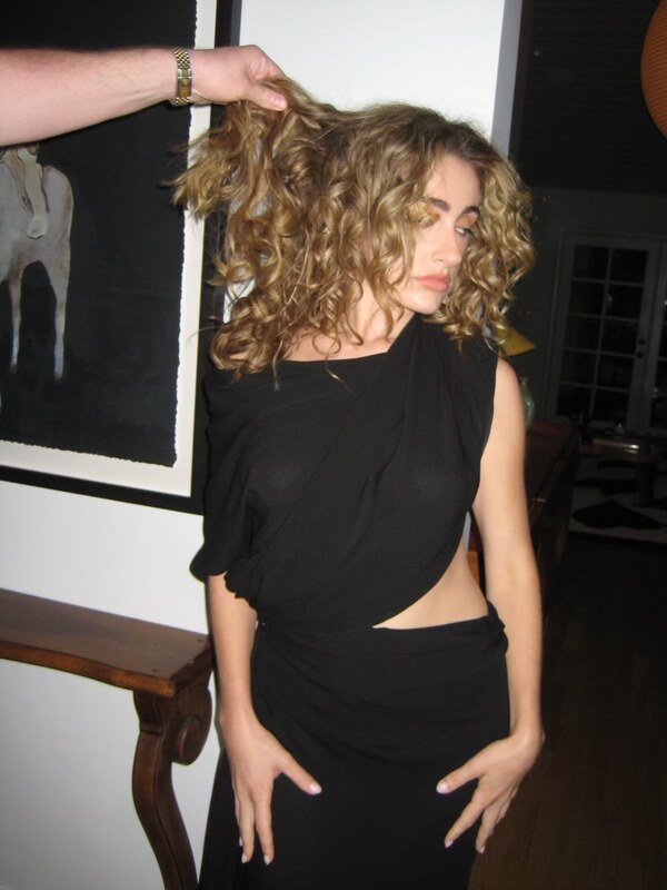 Rachel Anne Sennott nude photo 2