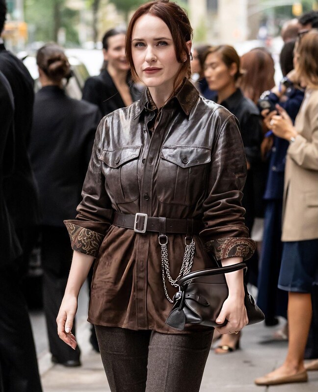 Rachel Brosnahan nude photo 4