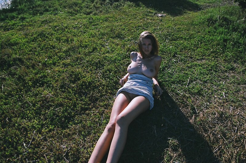 Rachel Rumary nude photo 4