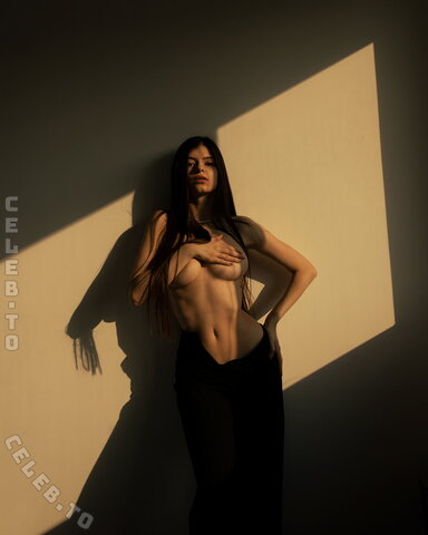 Raducu Mihaela nude photo 23