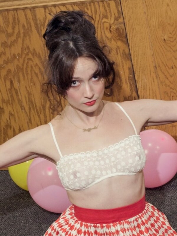 Raffaella nude photo 2