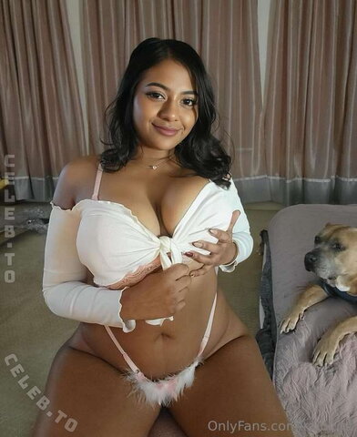 RaiBlunt nude photo 30