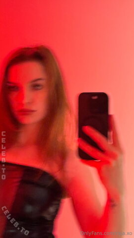 Raja Meissner nude photo 17