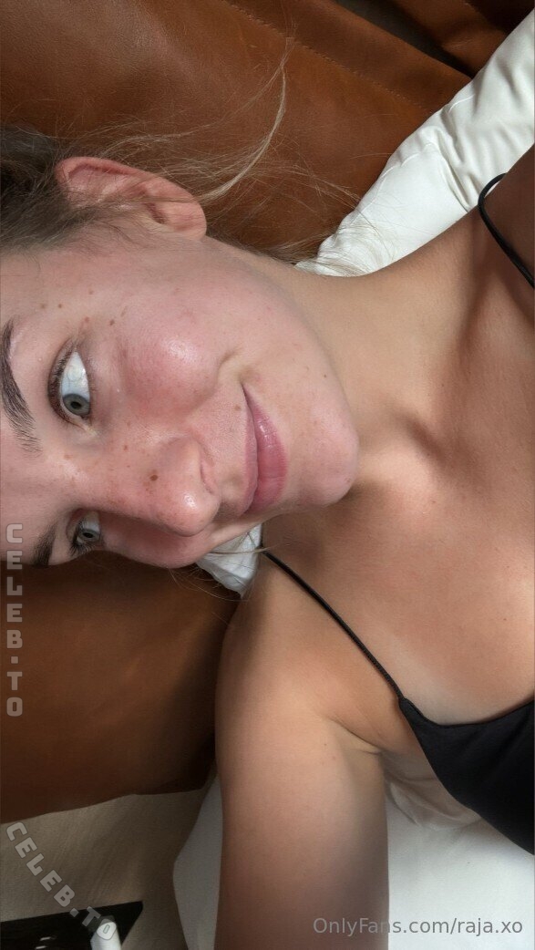 Raja Meissner nude photo 5