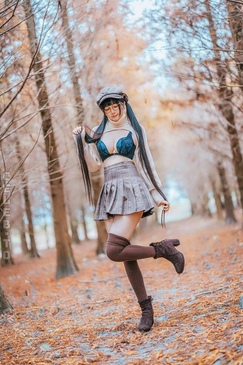 Raku_66 nude photo 10