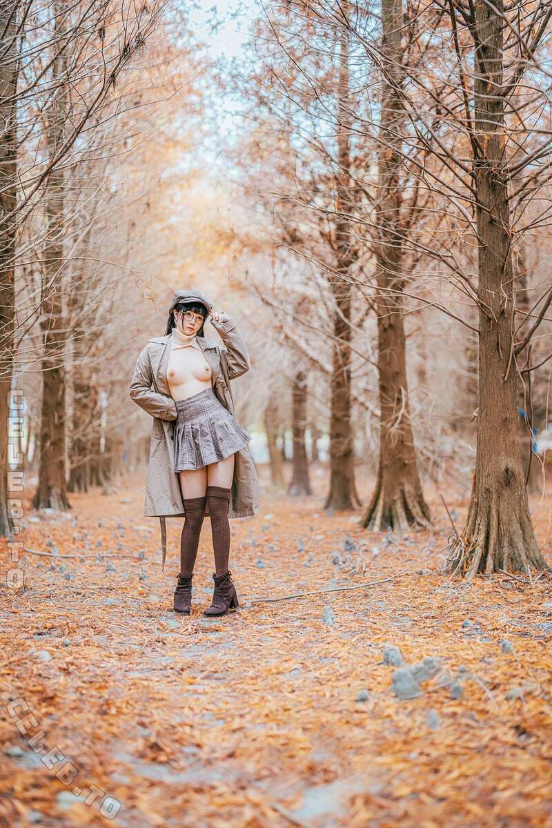 Raku_66 nude photo 10