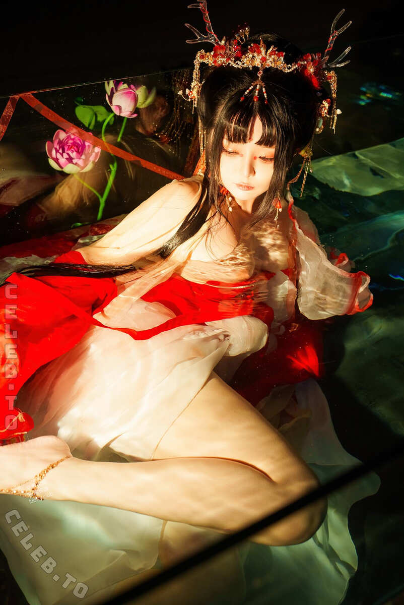 Raku_66 nude photo 7
