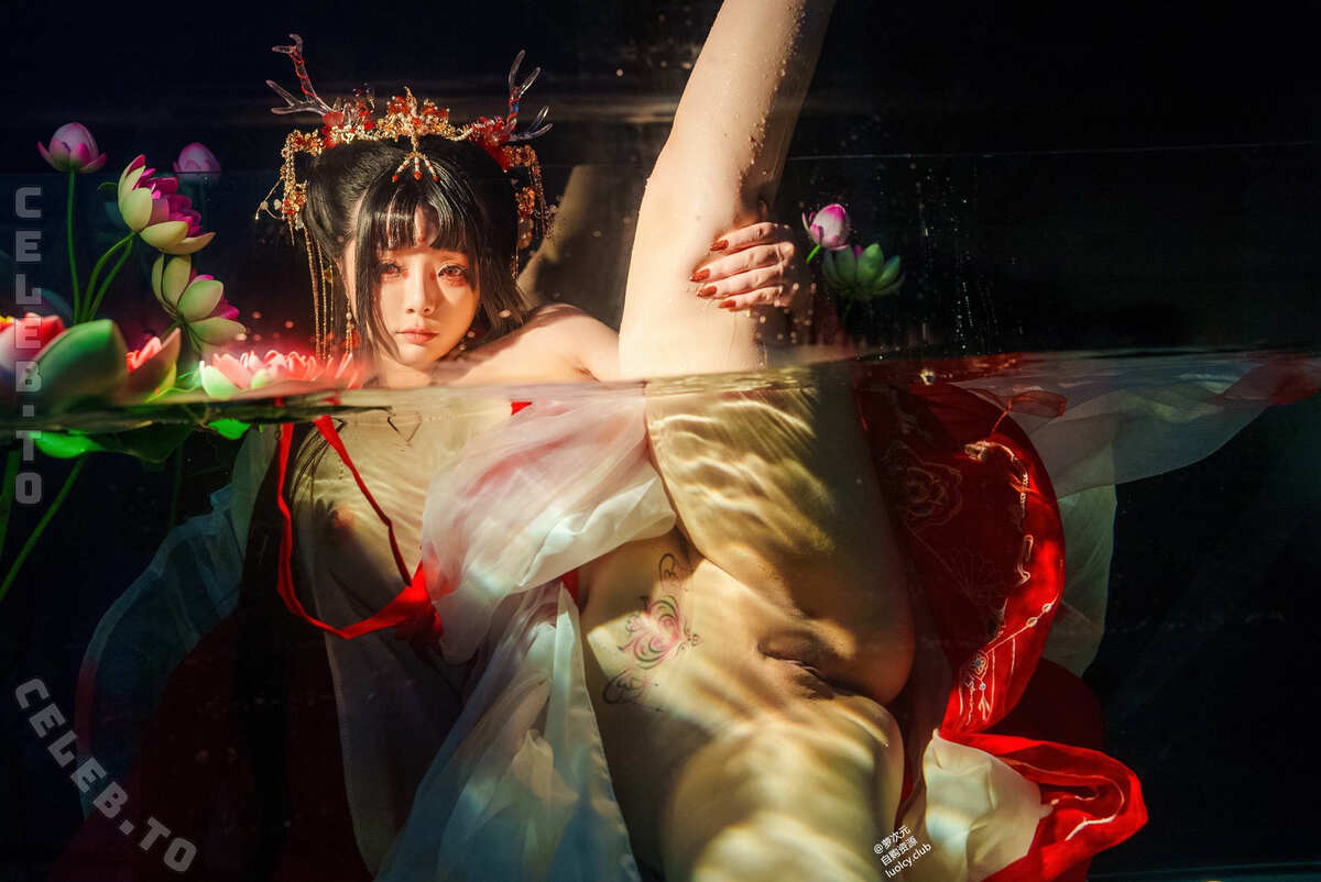 Raku_66 nude photo 15