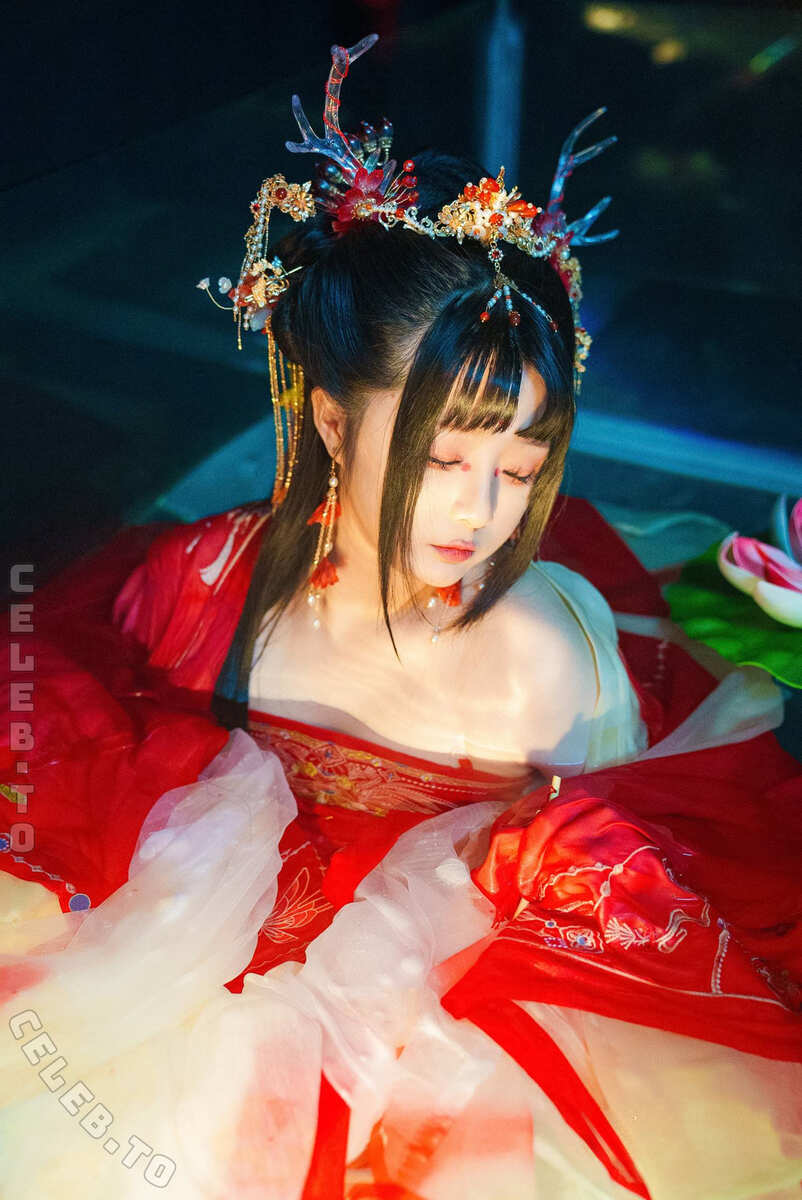 Raku_66 nude photo 15