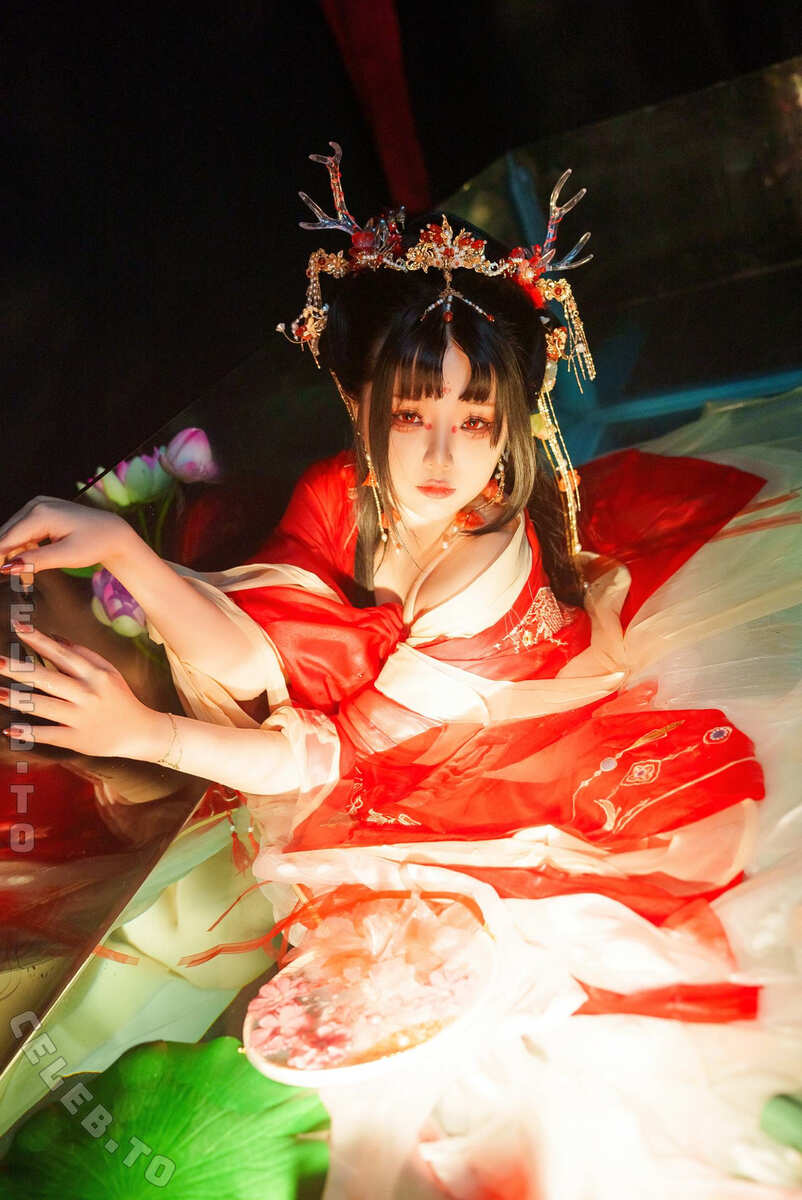 Raku_66 nude photo 2