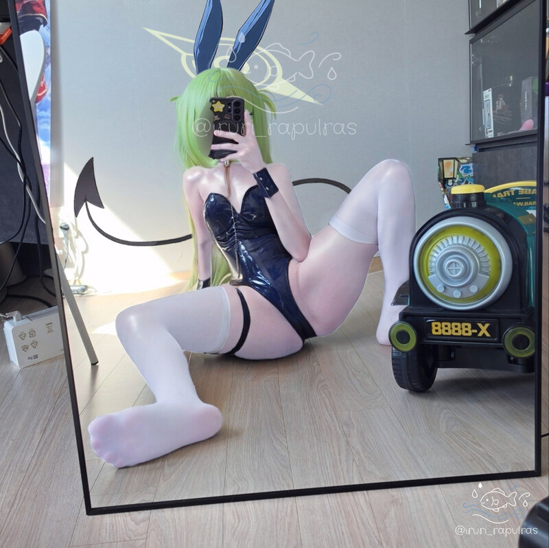 rapulras nude photo 7