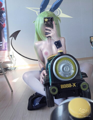 rapulras nude photo 6
