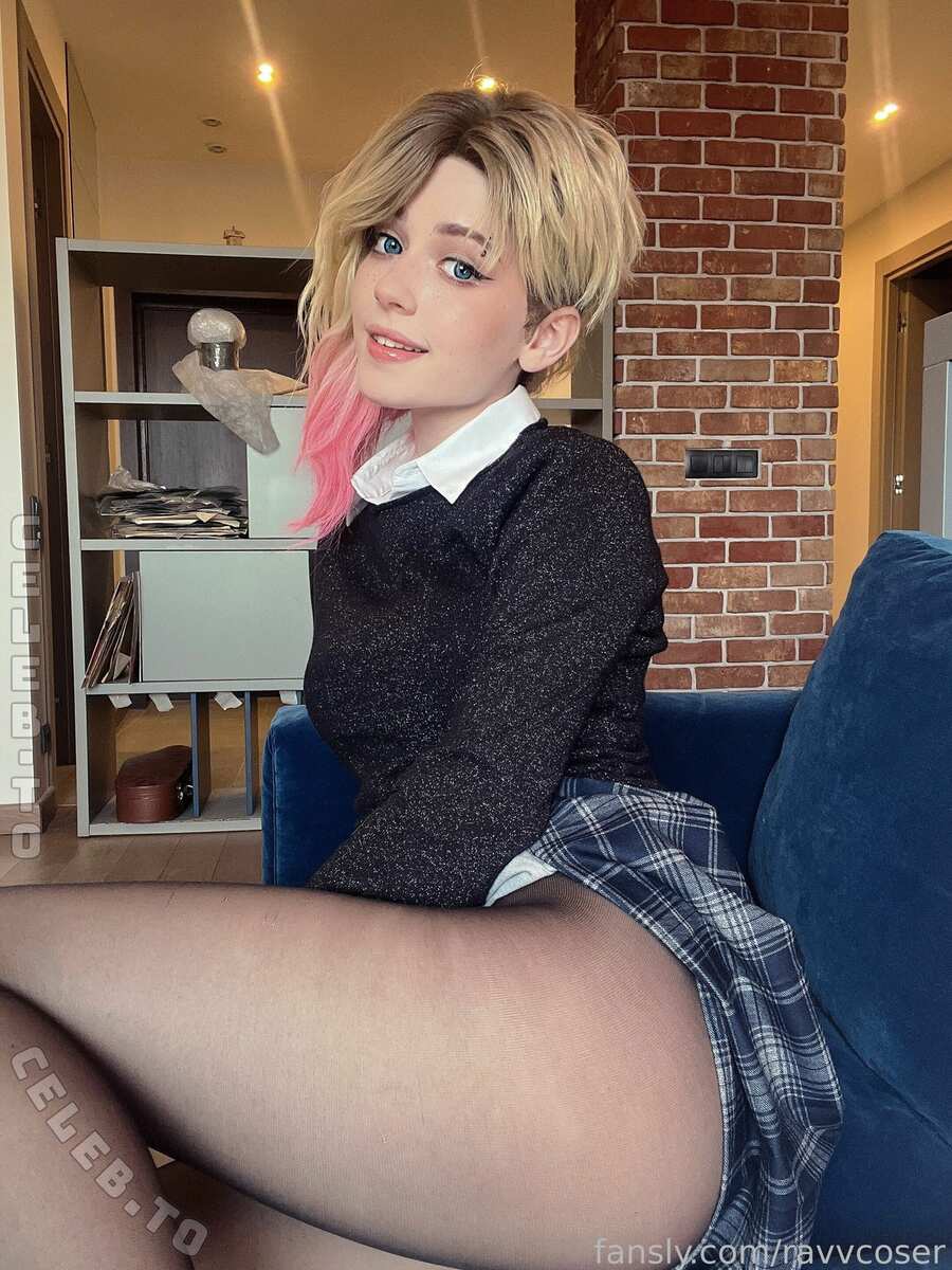 ravvcorn413 nude photo 16