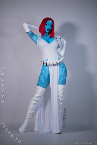 Razor Candi nude photo 37