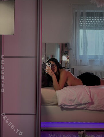 Real Jess nude photo 3