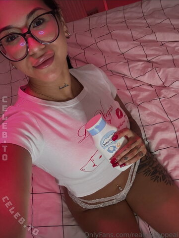 Real Jess nude photo 4
