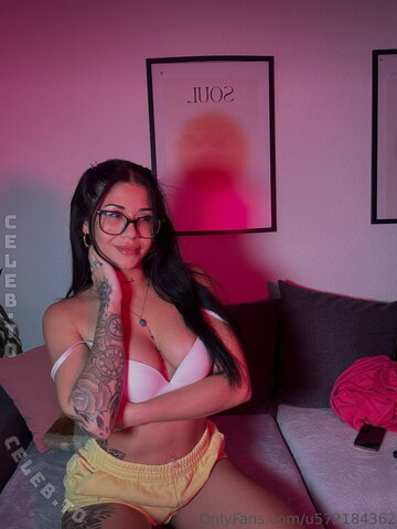 Real Jess nude photo 1