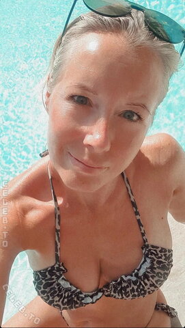 realangi0 nude photo 3