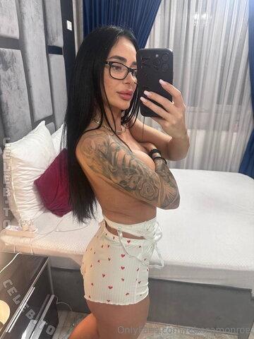 rebecamonroe nude photo 36