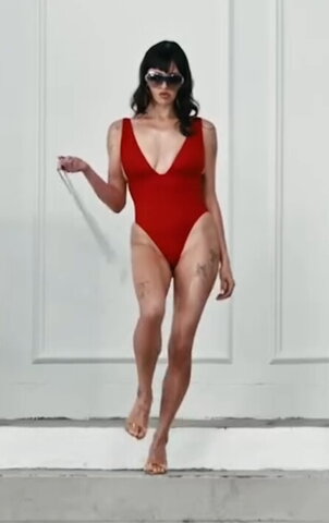 Rebecca Black nude photo 4