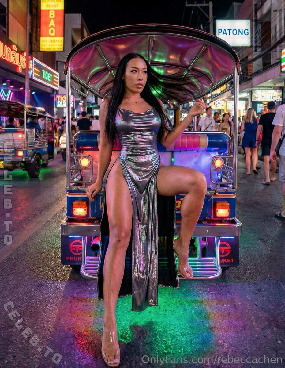 Rebecca Chen nude photo 1