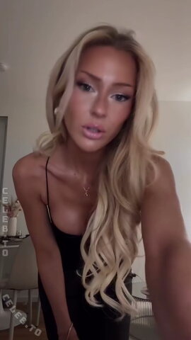 Rebecca Schmidt nude photo 16