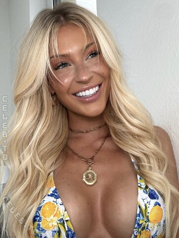 Rebecca Schmidt nude photo 4