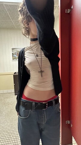 Rebekah nude photo 9