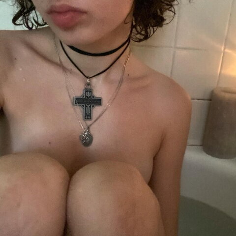 Rebekah nude photo 5