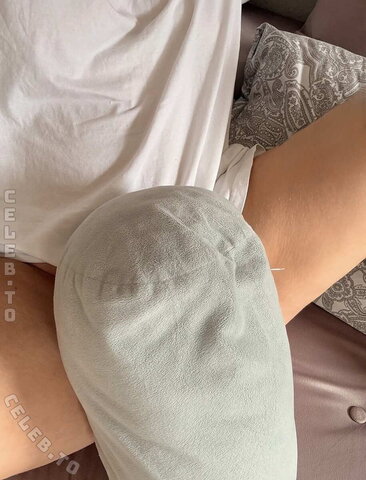 RedHotGinger nude photo 1
