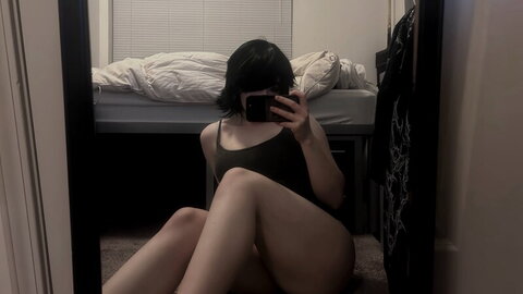 Reiunny nude photo 11