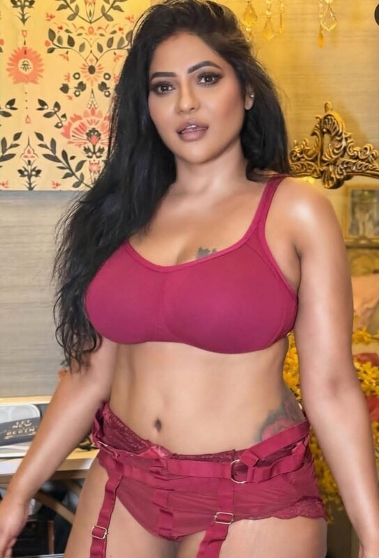 Reshma Pasupuleti nude photo 3