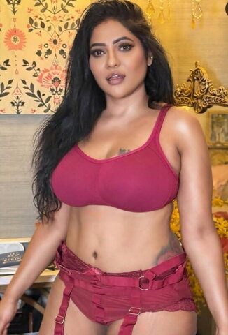 Reshma Pasupuleti nude photo 7