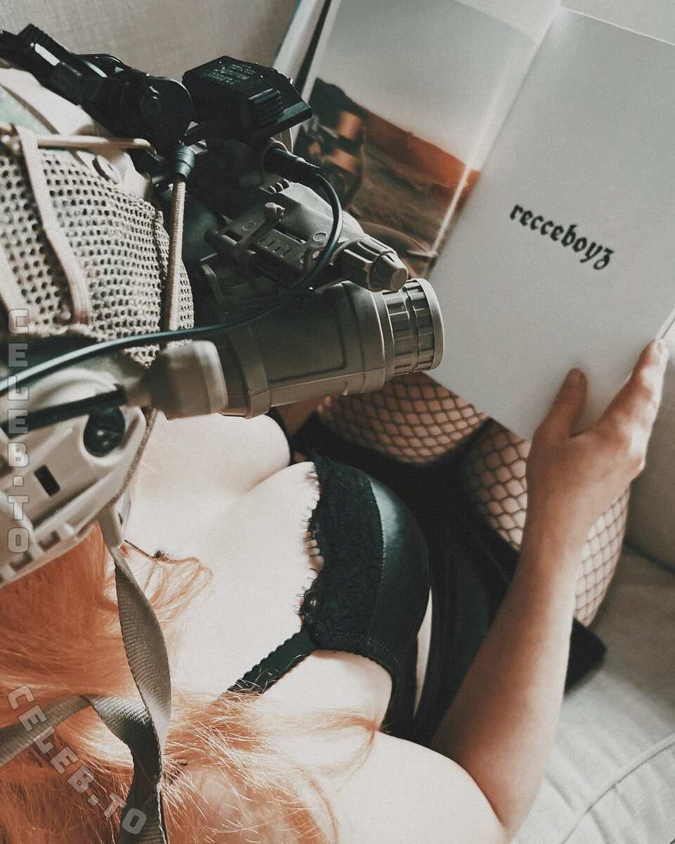 RexiShoot nude photo 10