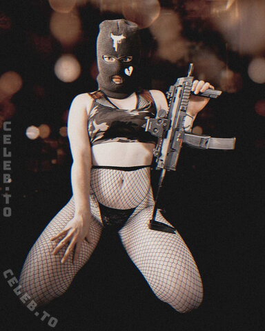 RexiShoot – Sunday gun day 🖤