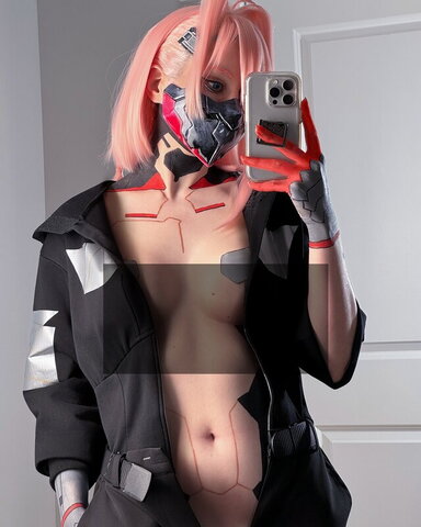 reyawren nude photo 5