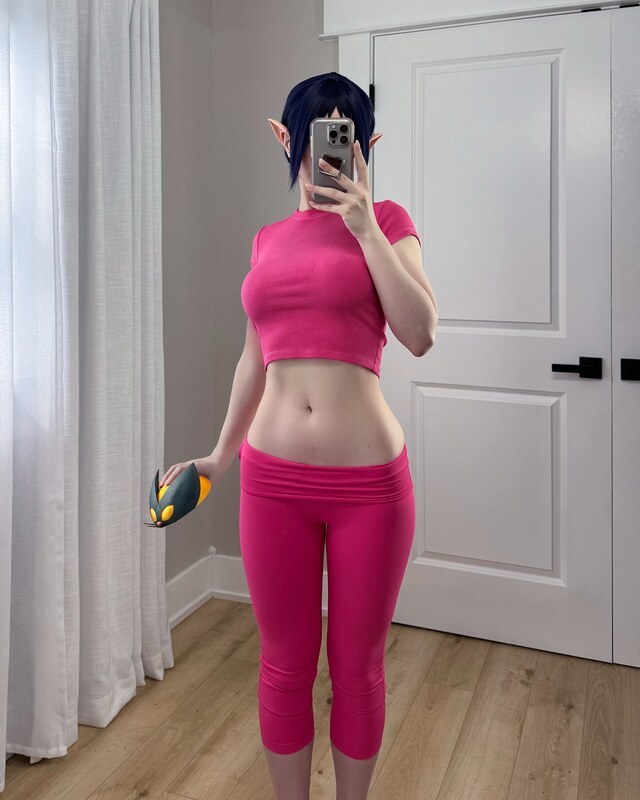 reyawren nude photo 2