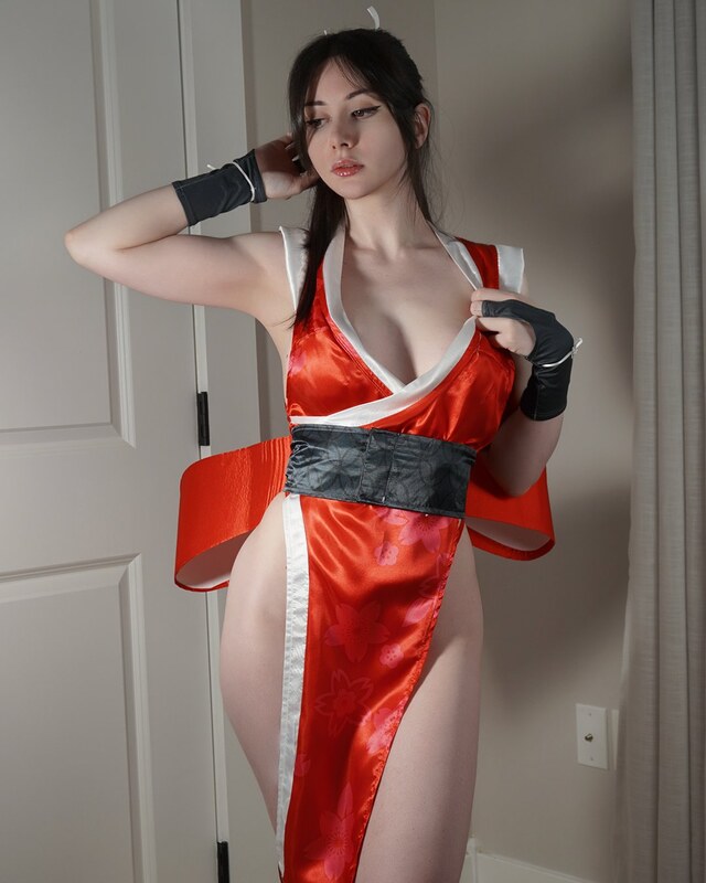 reyawren nude photo 4