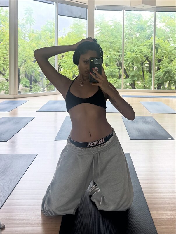 Rhea Raj nude photo 15