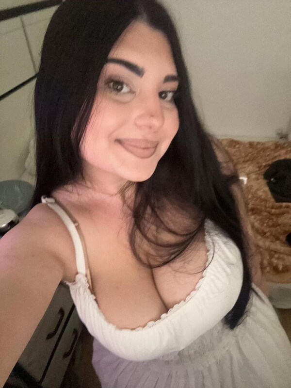 _riannast nude photo 1