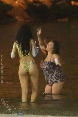 Rihanna photo 5