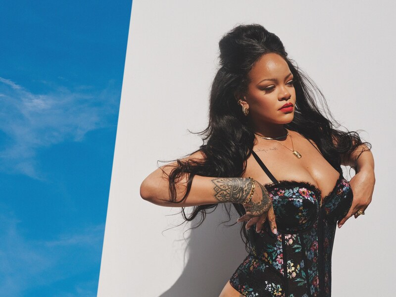 Rihanna nude photo 5